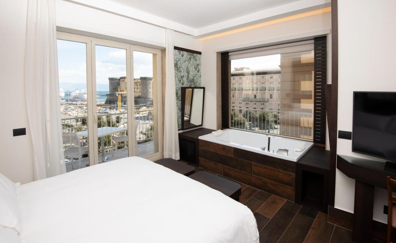 Domus Vista Castello Hotel Napoli Eksteriør billede